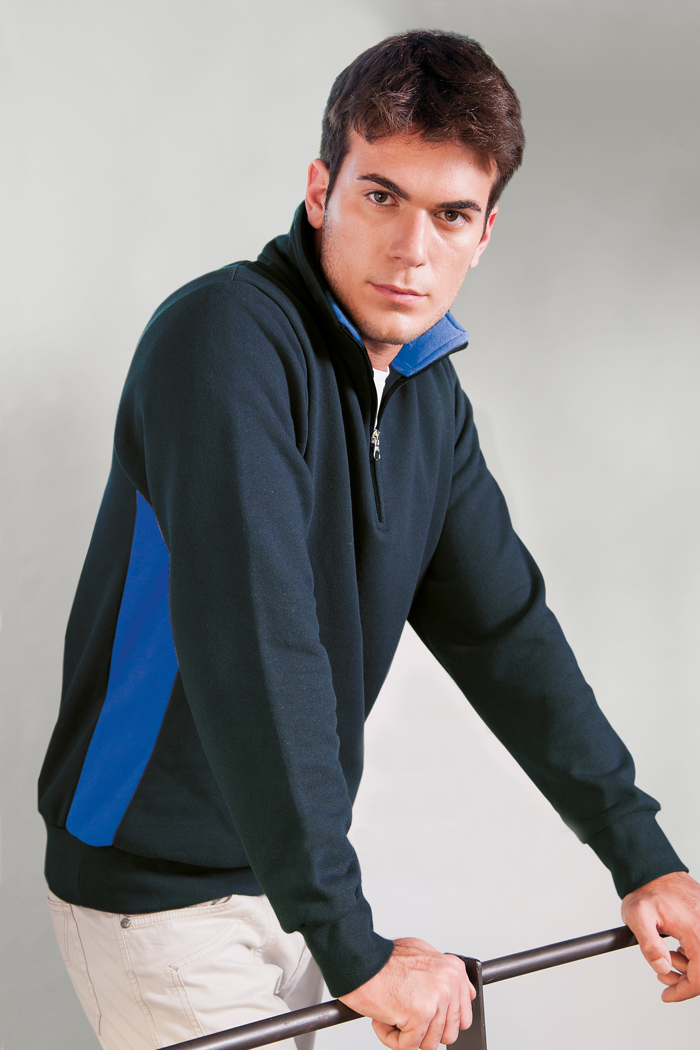 Contrast Zip Neck Sweatshirt