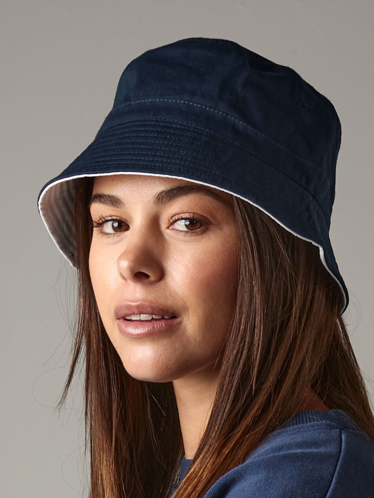 Omkeerbare bucket hat
