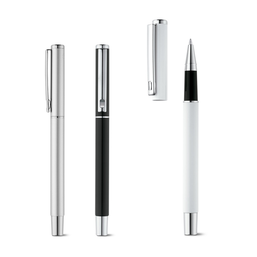 DANEY. Rollerball pen made of recycled aluminum (100% rAL) with clip.
