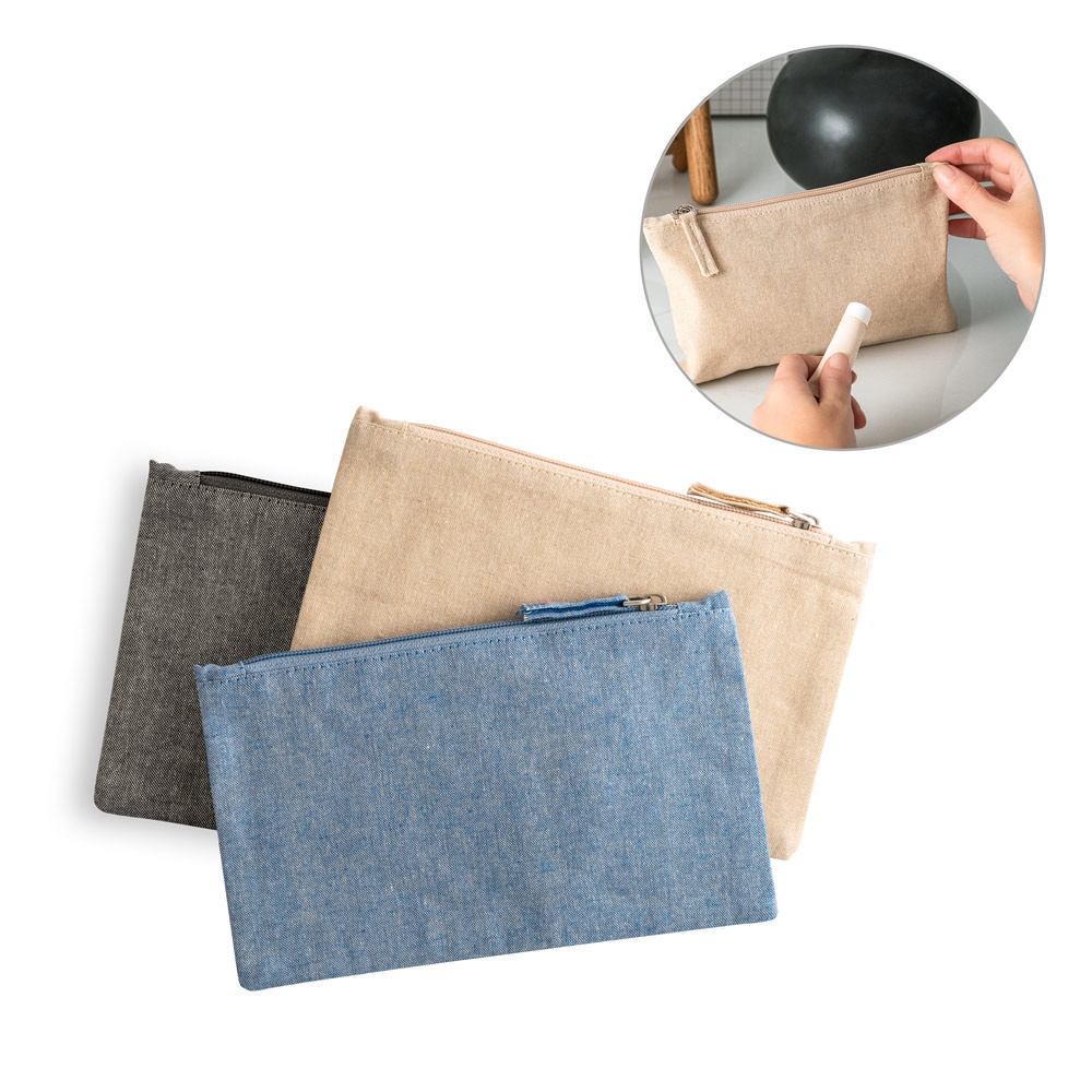 MILLIE. Multifunctionele clutch gemaakt van 70% gerecycled katoen en 30% rPET polyester (140 g/m²).