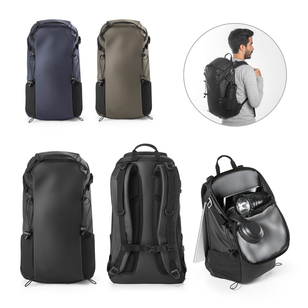 ALASCA. Hiking backpack with waterproof coating.