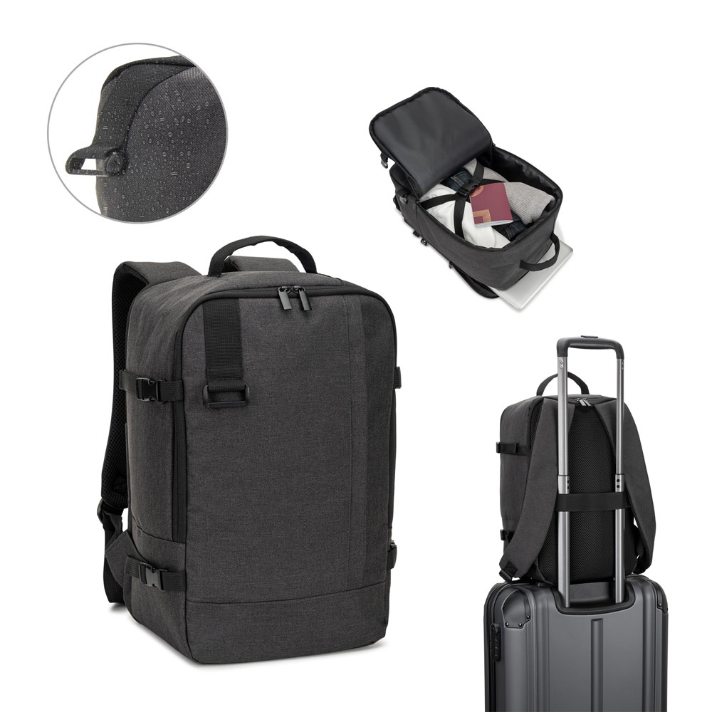 CIES. Backpack compliant with airline dimensions, made of high-density 600D recycled polyester.