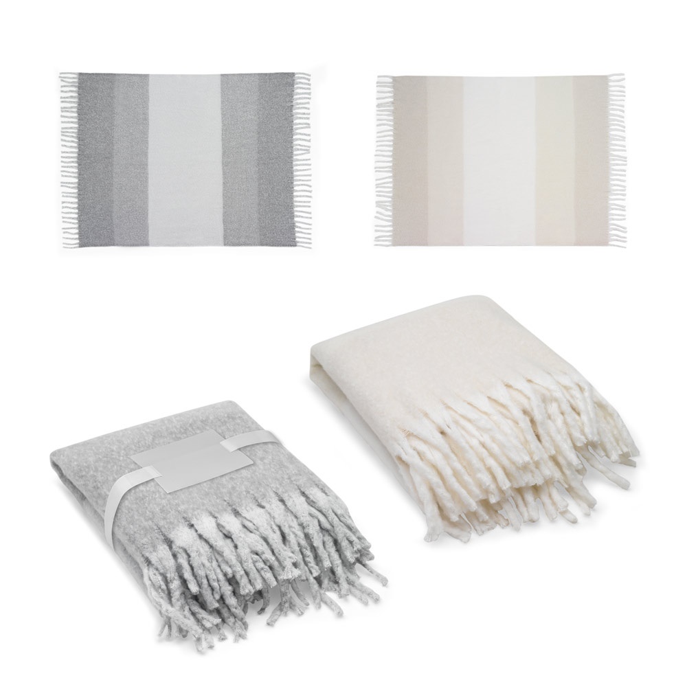 COMFY. Deken gemaakt van gerecycled polyester (100% rPET) (300 g/m²), met een mohair-achtig effect.