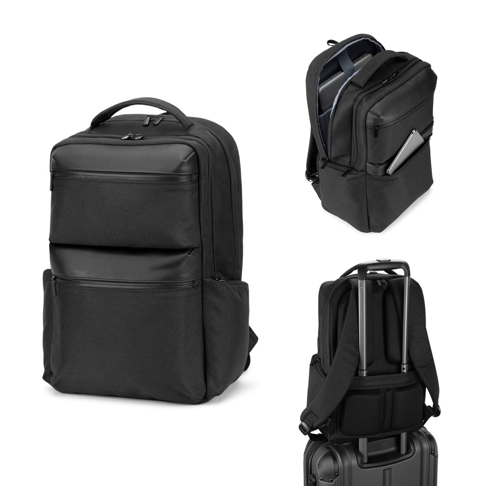 COPENHAGEN. Water-repellent recycled twill backpack with two large front pockets, 17'3"
