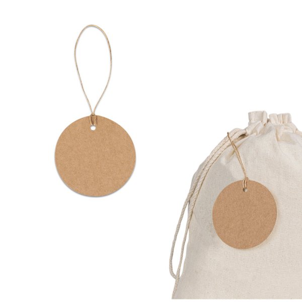 ROUND LABEL. Circular label made from 100% recycled paper (700 g/m²).